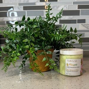 AMINNAH - Fineapples Boob Scrub